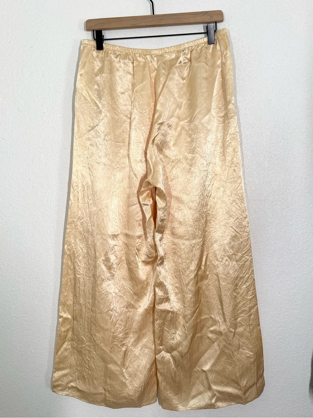 J. Crew Cosmo Cropped pant in Textured Satin Wide Leg Pant Sweet Meringue Medium
